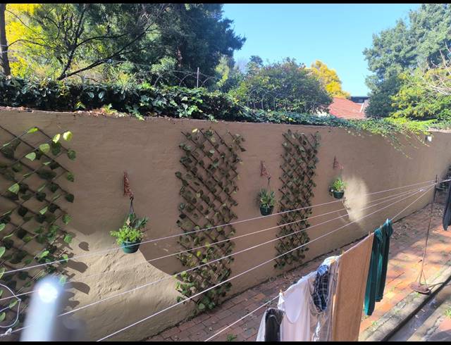 1 bed property to rent in PARKTOWN NORTH